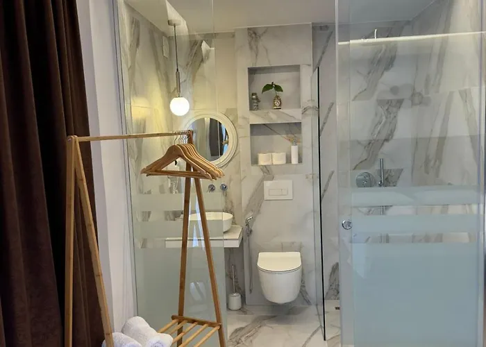 Ansi Paradiso Apartament *